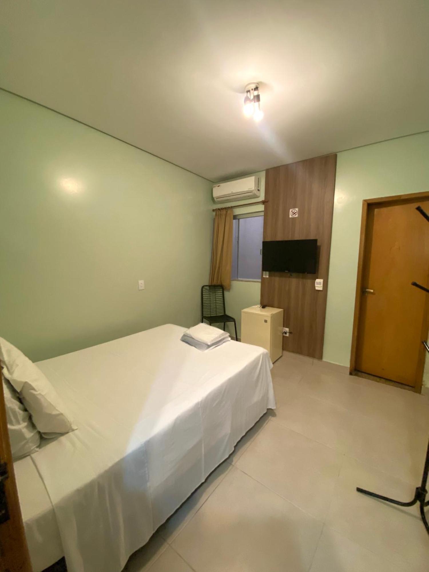 Hotel Mendes Azevedo 戈亚尼亚 外观 照片