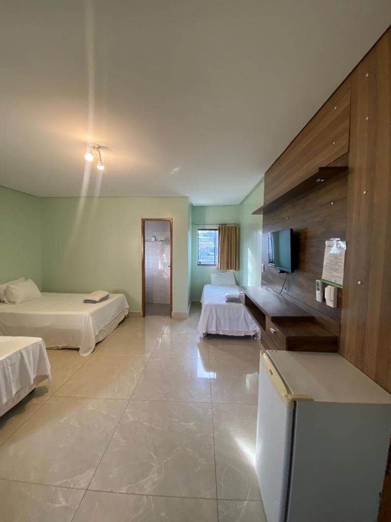 Hotel Mendes Azevedo 戈亚尼亚 外观 照片